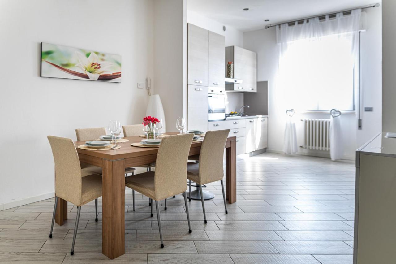 מנרבה דל גארדה Minerva Holiday Home מראה חיצוני תמונה