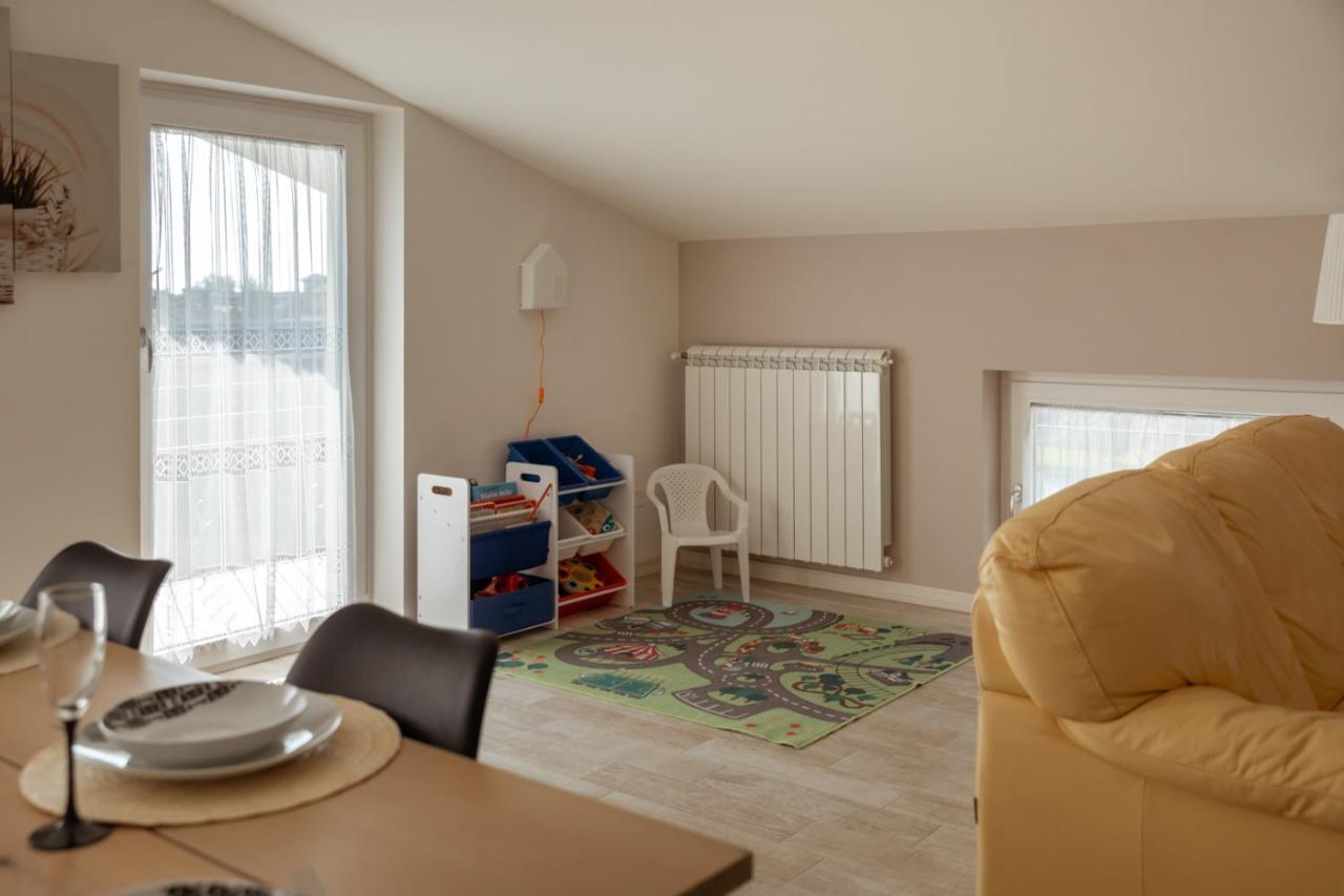 מנרבה דל גארדה Minerva Holiday Home מראה חיצוני תמונה